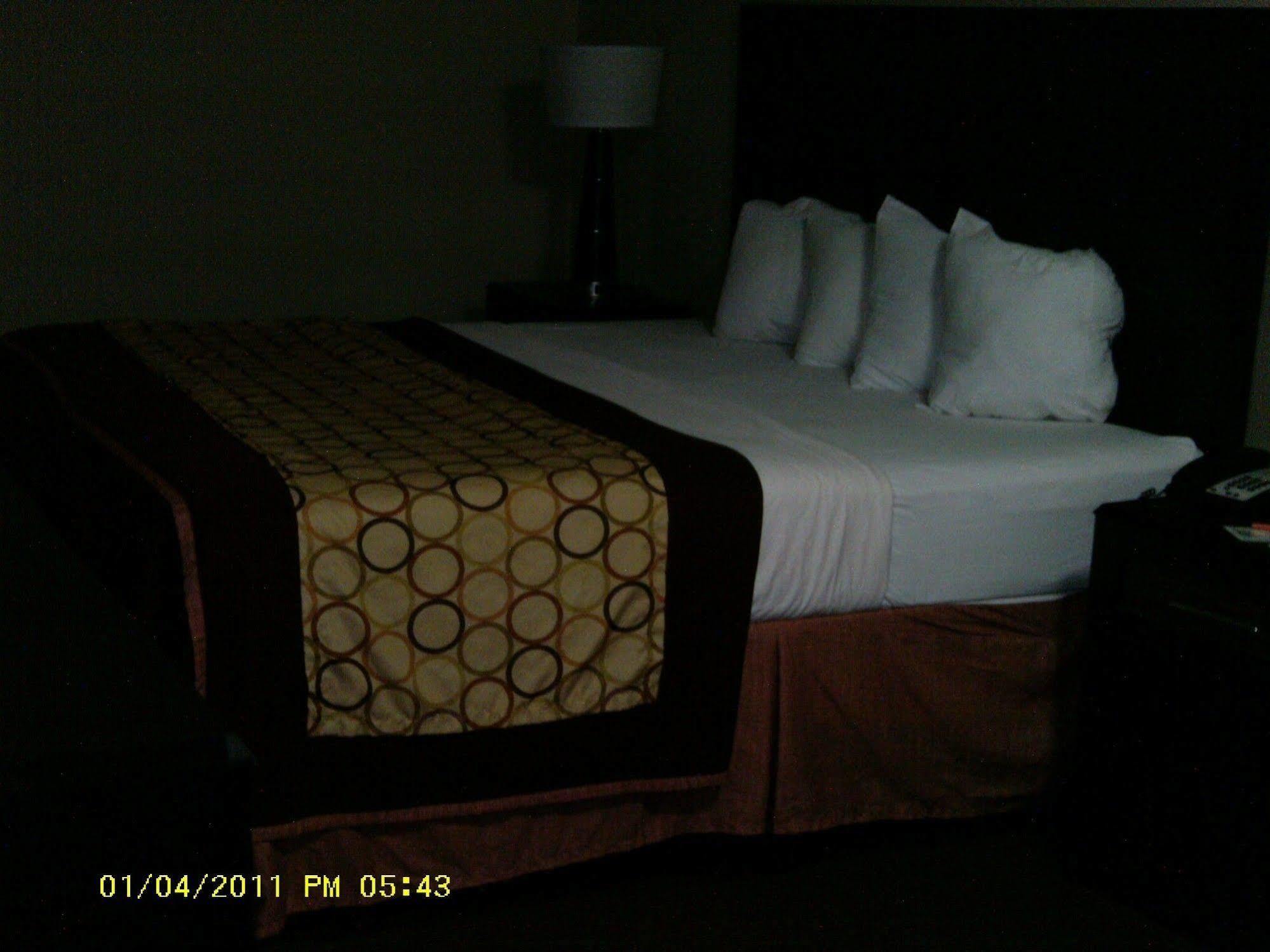 Knights Inn Bunkie Екстериор снимка