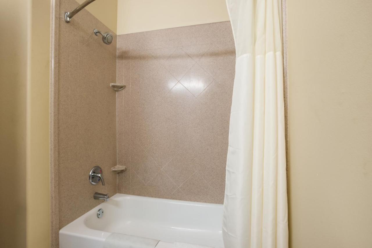Knights Inn Bunkie Екстериор снимка